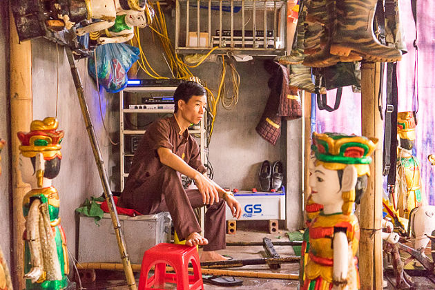 Water puppet show in Hanoi backstage