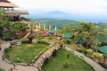 Manila – Tagaytay – Enchanted Kingdom