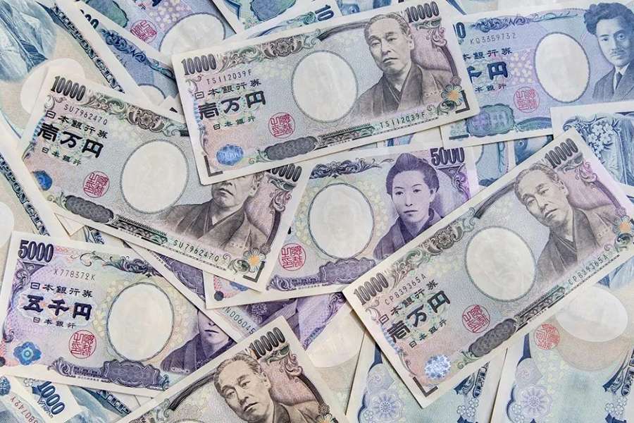 Japanese Currency - Japan shore excursions