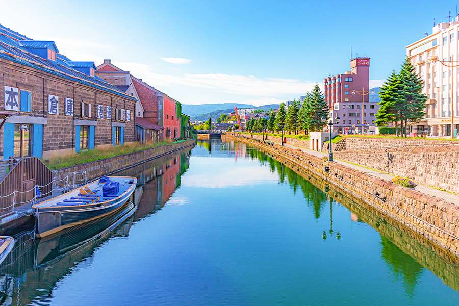 Stroll along Otaru Canal - Japan tours