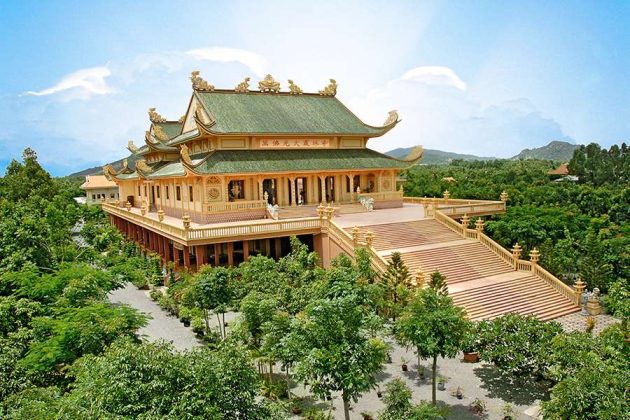 Nirvana Pagoda - Vung Tau shore excursions